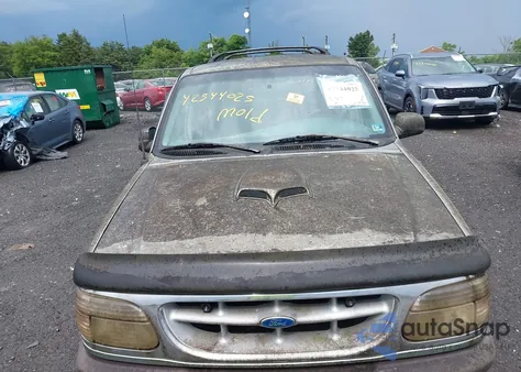 1996 Ford Explorer из США, поврежденный, VIN 1FMDU32X4TZA63759